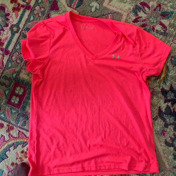 Women's UA Velocity V-Neck Short Sleeve - Picture 2 of 4